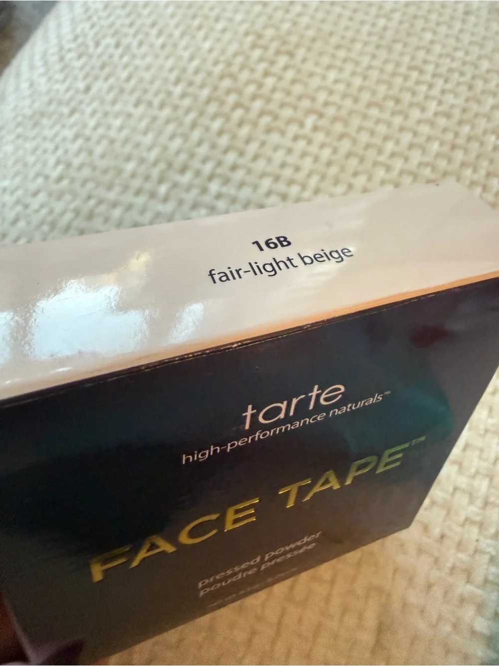 Tarte Face Tape Pressed Powder in 16B fair-light beige NEW!